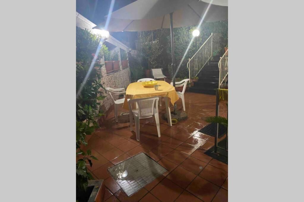 Affittasi Casa Giuseppe Lägenhet Procida Exteriör bild